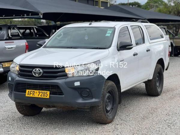 2016 - Toyota  Hilux