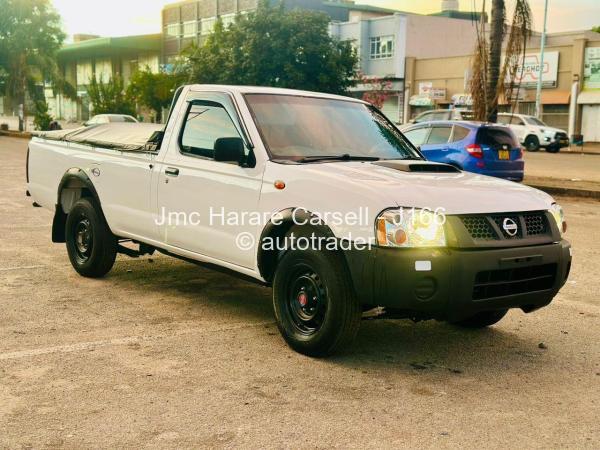 2017 - Nissan  NP300 Hardbody