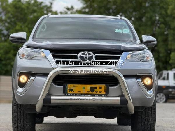 2018 - Toyota  Fortuner