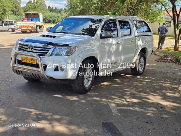 2014 - Toyota  Hilux D4D