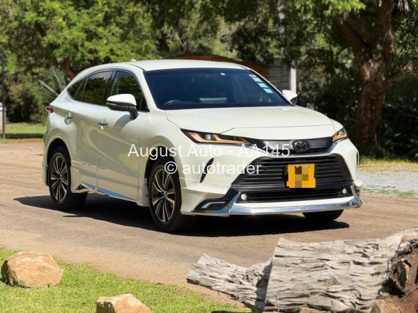 2022 - Toyota  Harrier