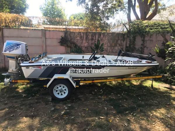 Splash boat + motor & trailer