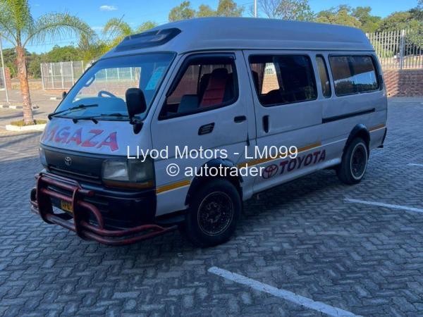 2003 - Toyota  Hiace