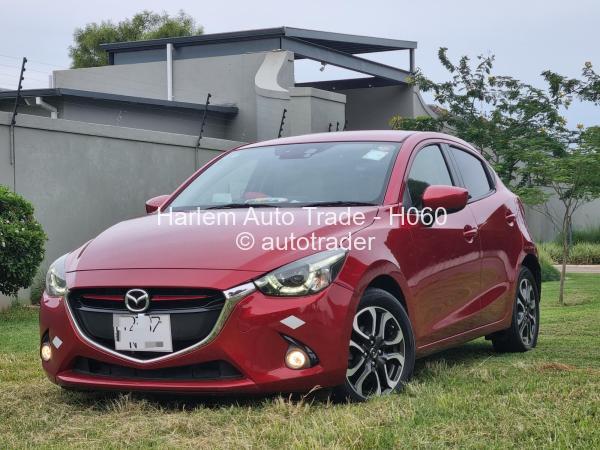 2016 - Mazda  Demio