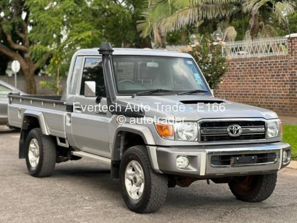 2023 - Toyota  Land Cruiser 79