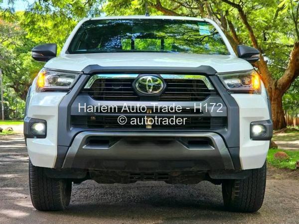 2022 - Toyota  HILUX REVO