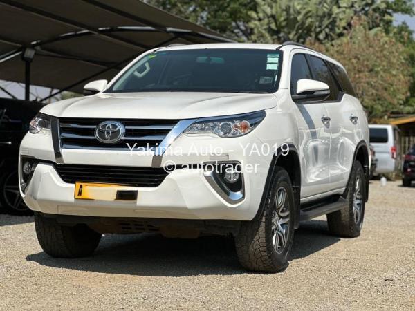 2016 - Toyota  Fortuner