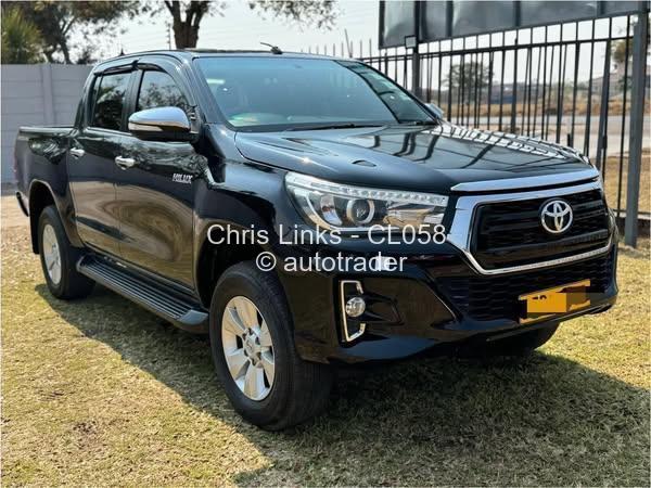 2017 - Toyota  Hilux