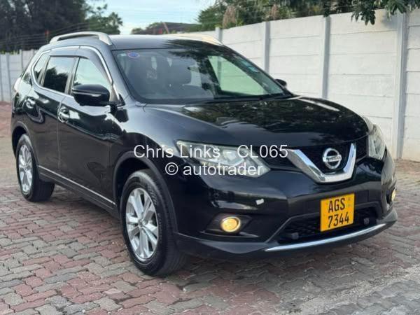 2015 - Nissan  Xtrail