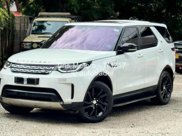 2017 - Land-Rover  Discovery 5