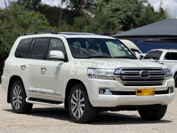 2015 - Toyota  Land Cruiser 200