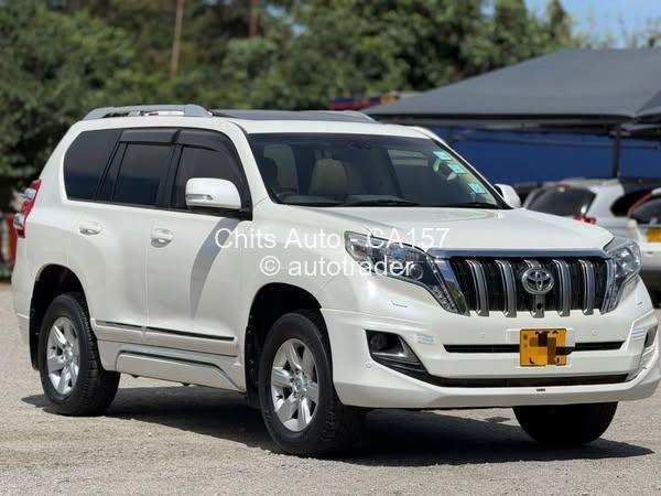 2017 - Toyota  Land Cruiser Prado