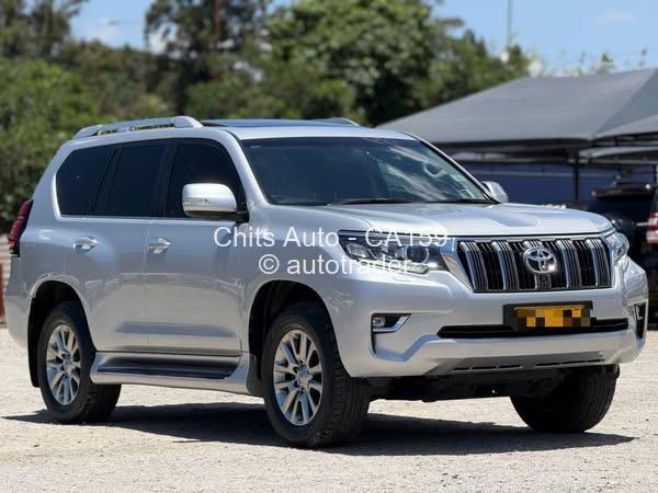 2020 - Toyota  Land Cruiser Prado