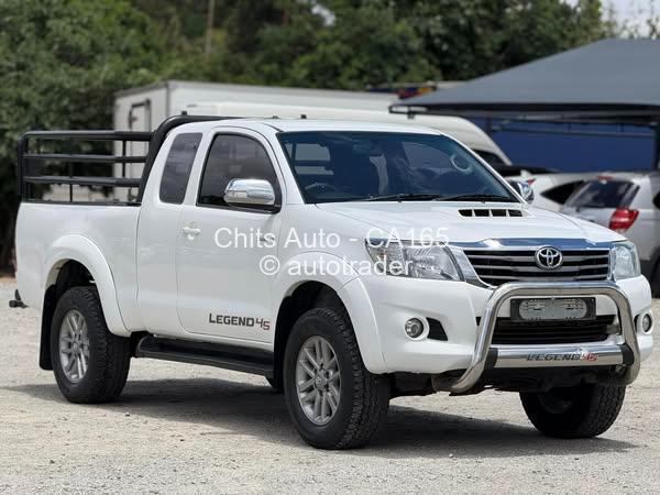 2016 - Toyota  Hilux