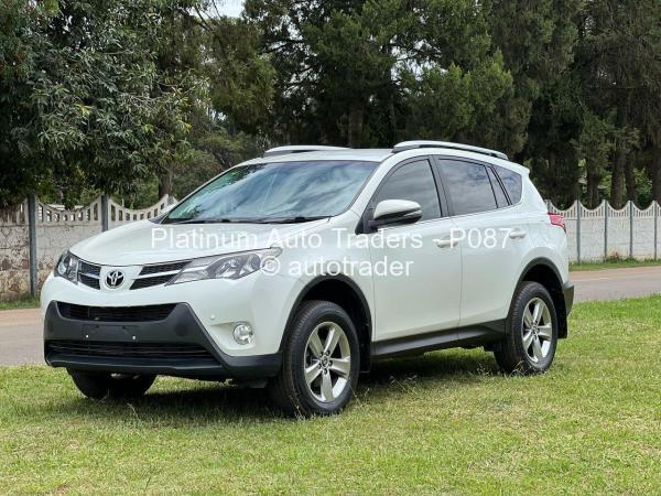 2015 - Toyota  RAV4