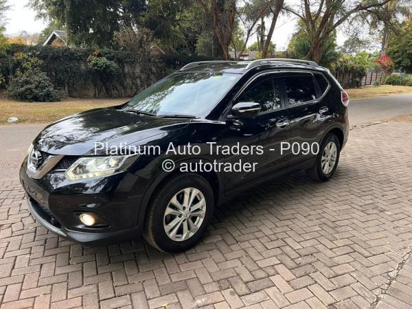 2015 - Nissan  X-Trail