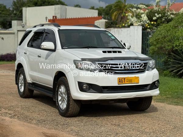 2013 - Toyota  Fortuner