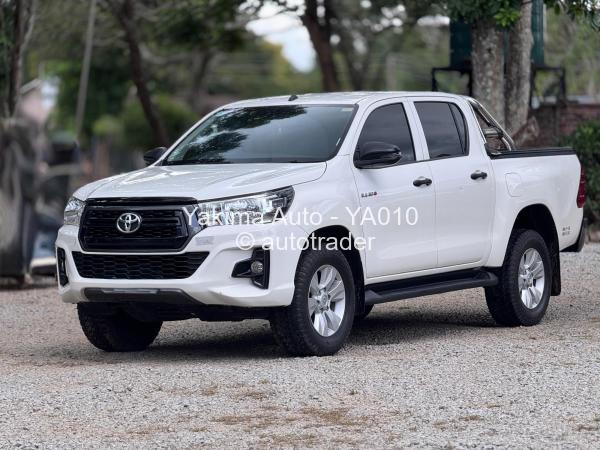 2020 - Toyota  Fortuner