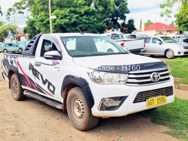 2015 - Toyota  HILUX REVO