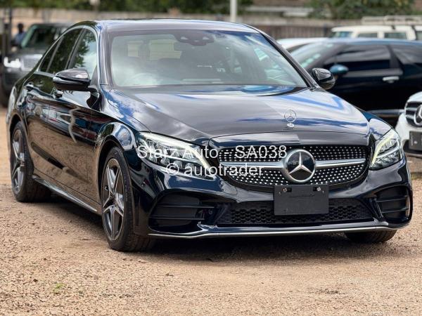 2018 - Mercedes Benz C350