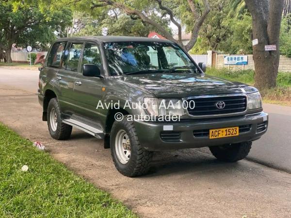 2002 - Toyota  Land Cruiser 100