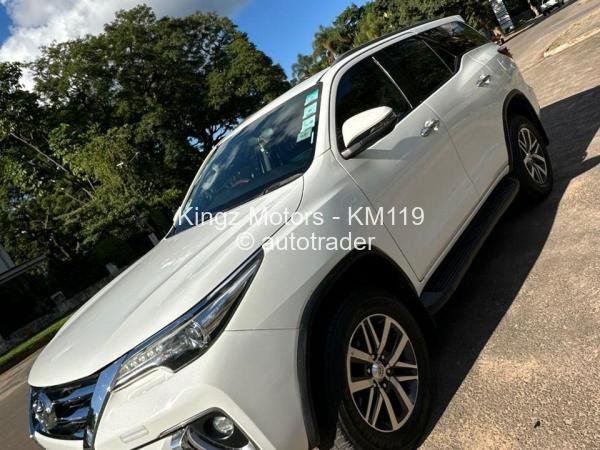 2018 - Toyota  Fortuner