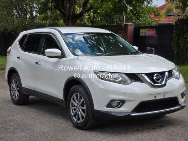 2015 - Nissan  Xtrail