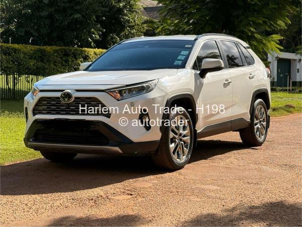 2019 - Toyota  RAV4