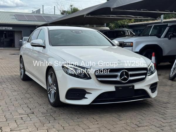 2016 - Mercedes Benz E220