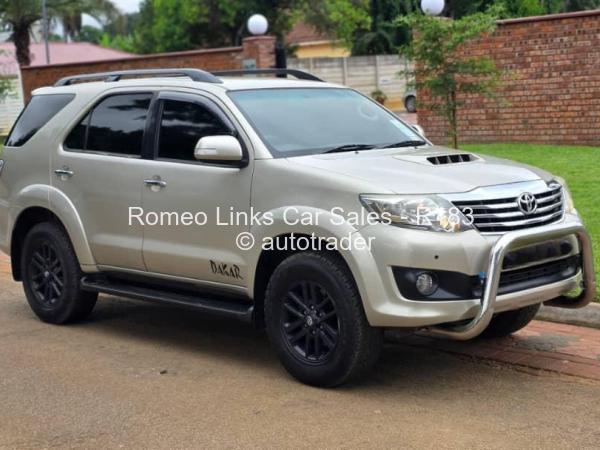 2014 - Toyota  Fortuner