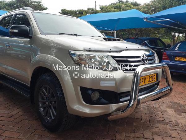 2013 - Toyota  Fortuner