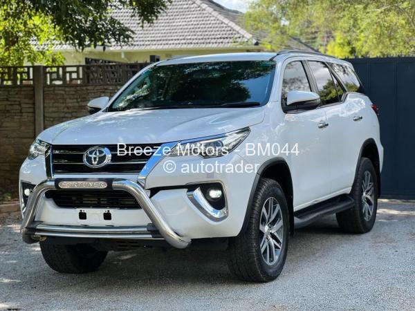 2022 - Toyota  Fortuner