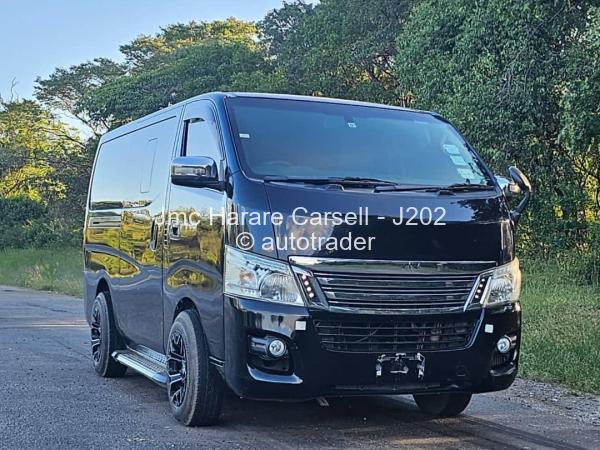 2015 - Nissan  Caravan