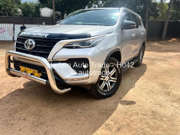 2021 - Toyota  Fortuner