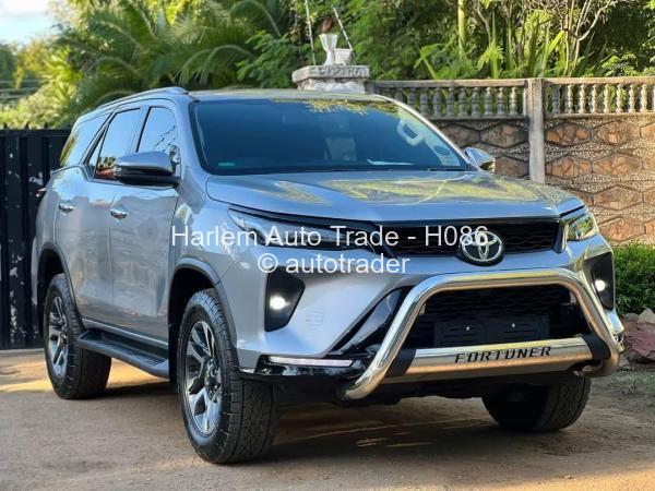 2023 - Toyota  Fortuner