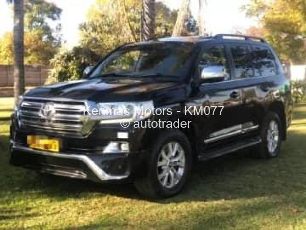 2016 - Toyota  Land Cruiser