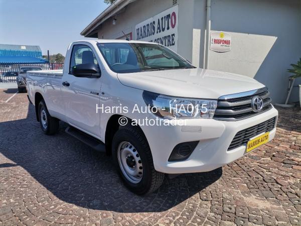 2022 - Toyota  Hilux