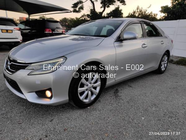 2014 - Toyota  Mark X