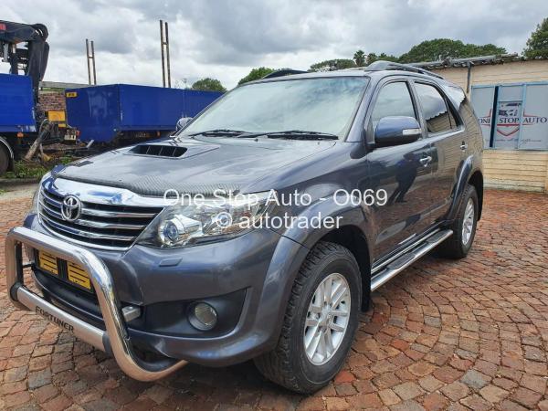 2012 - Toyota  Fortuner