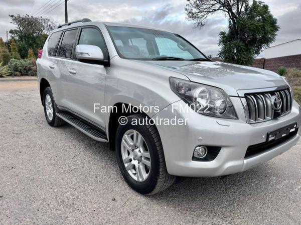 2010 - Toyota  Prado