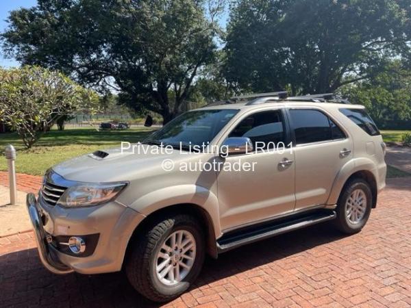 2015 - Toyota  Fortuner