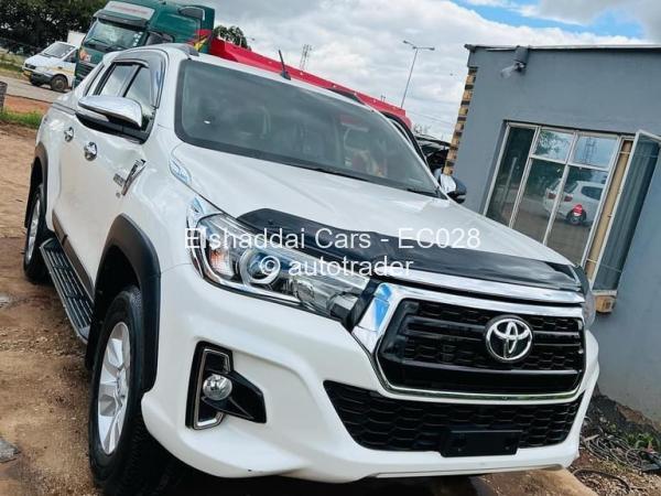 2016 - Toyota  Hilux