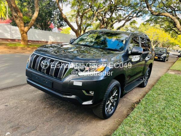 2021 - Toyota  Land Cruiser Prado