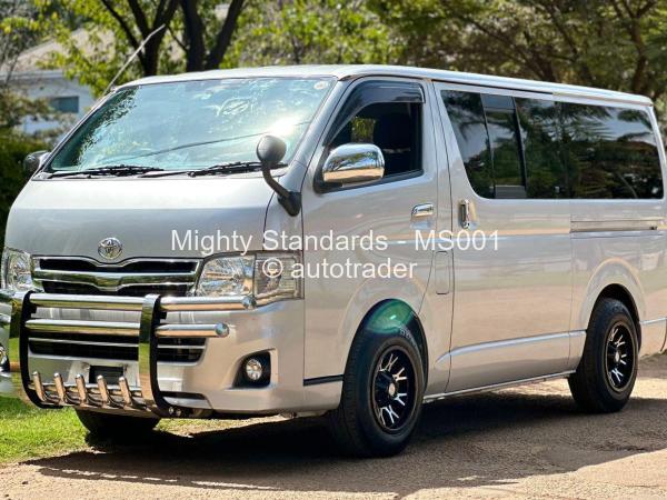 2015 - Toyota  Hiace