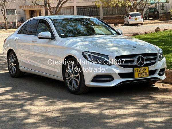 2015 - Mercedes Benz C200