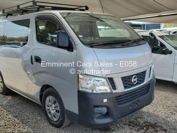 2015 - Nissan  NV350