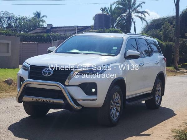 2021 - Toyota  Fortuner