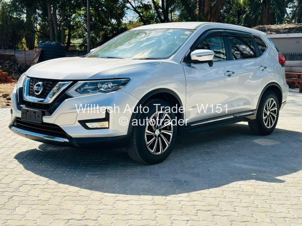 2018 - Nissan  X-Trail