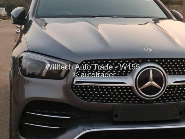 2021 - Mercedes Benz GLE