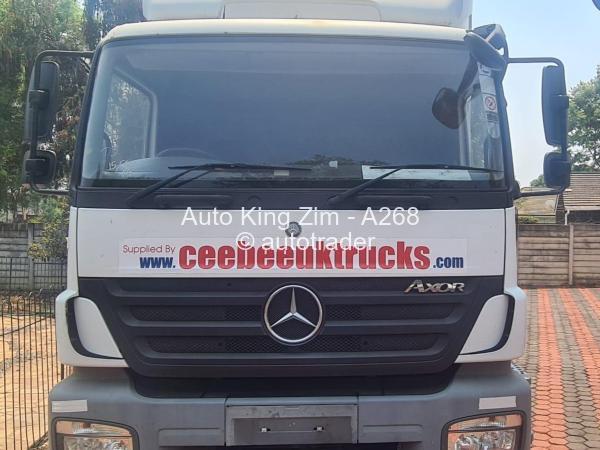 2012 - Mercedes Benz Axor